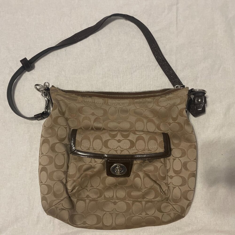 COACH Brown/Beige Penelope shoulder bag F19232